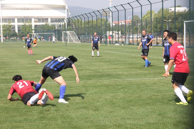 哈登24分快船终结魔术6连胜 纽约送太阳5连败