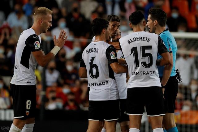 西甲综合：姆巴佩、维尼修斯建功 皇马击败阿拉维斯